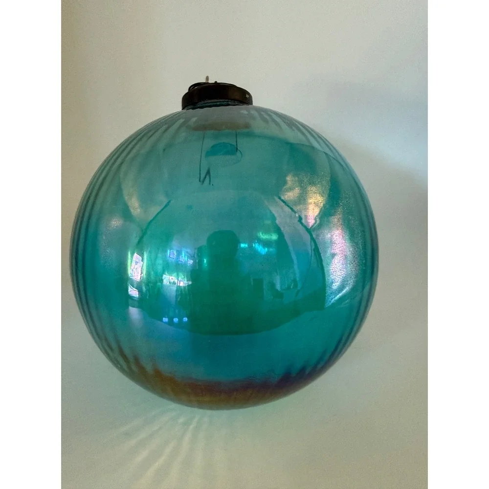Unbranded hand blown